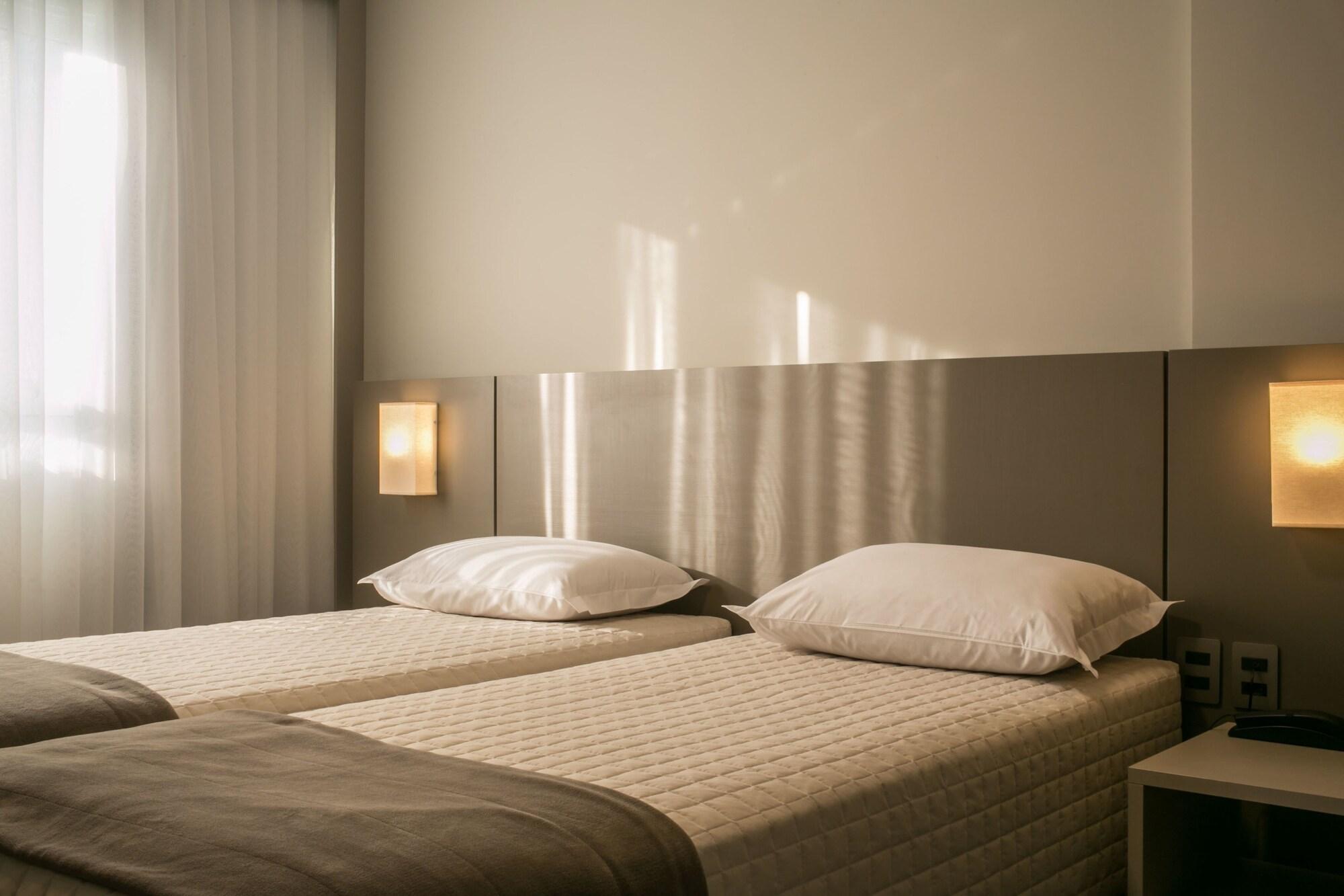 Hotel Tri Premium Criciuma 4*