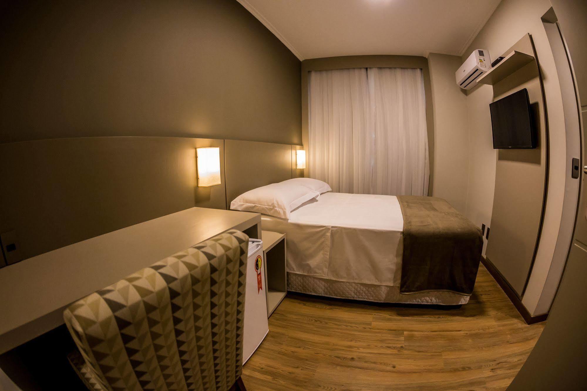 Tri Premium Criciuma Hotel 4*