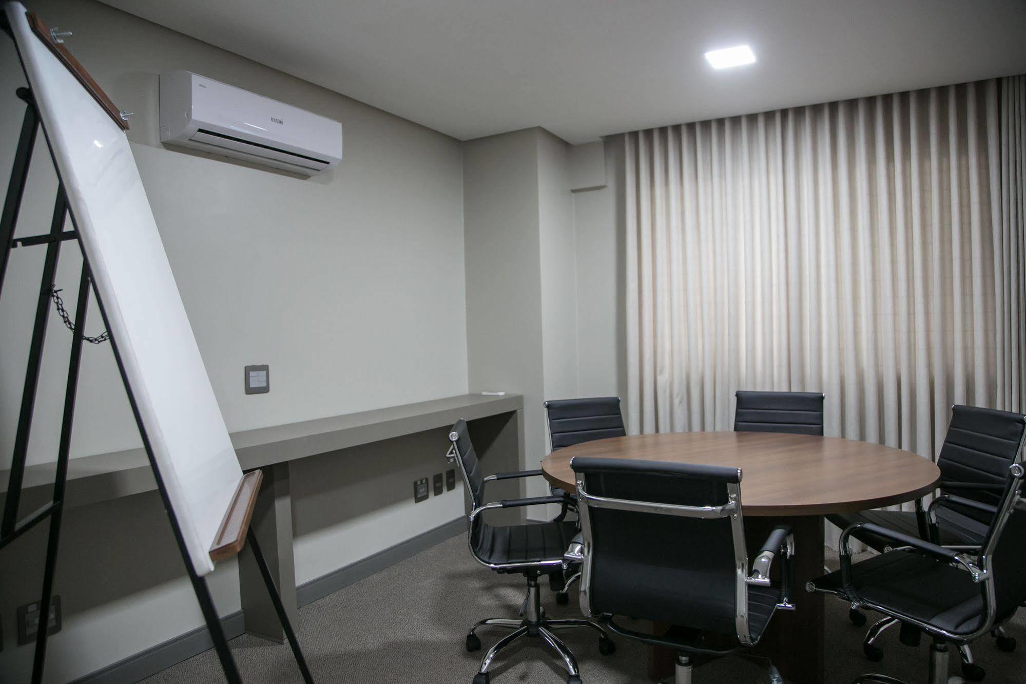 Hotel Tri Premium Criciuma 4*